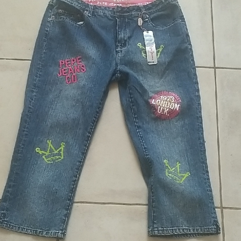 Pepe Jeans Women's Blue Cropped Jeans with Green Embroidery